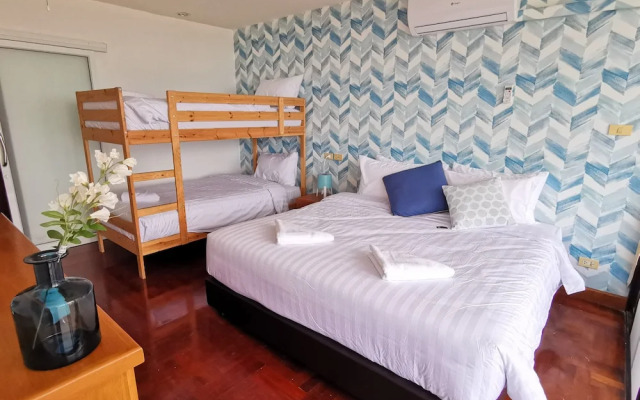 Dojo Pool Villa Beachfront