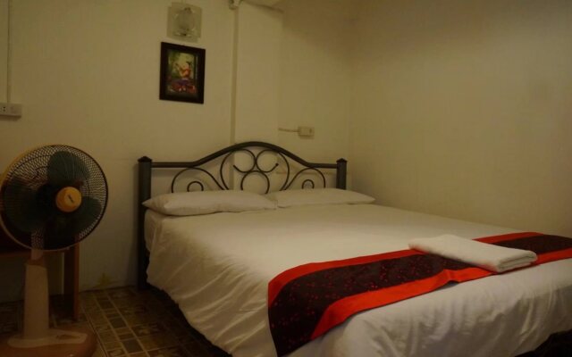 Deng Ba Hostel Chiangmai