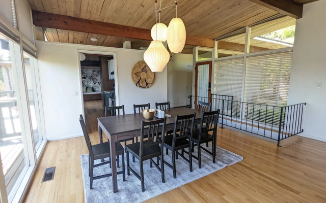 Seattle Vacation Home - Lake Forest Park