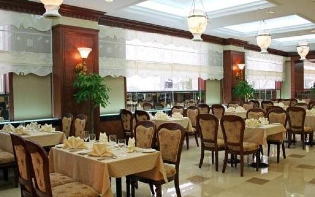 Trilec International Hotel