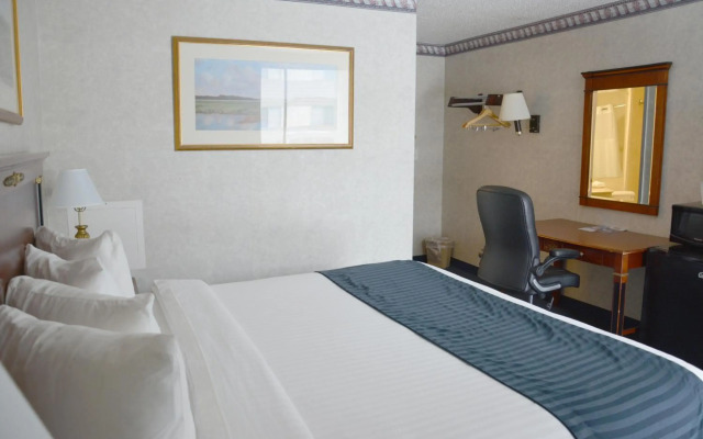 Travelodge by Wyndham Milwaukee