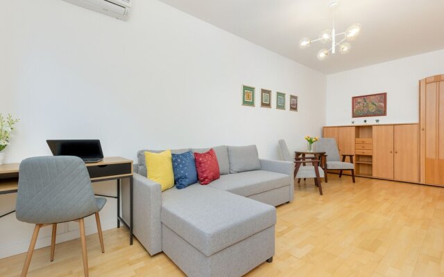 Spacious Apartment Vistula by Renters