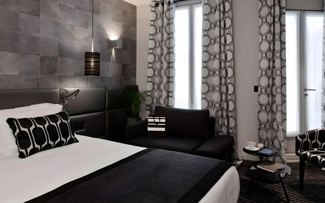 Le Grey Hotel