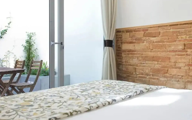 Unique Architects Apartment IN Trendy Central Poble SEC By Myrentalhost