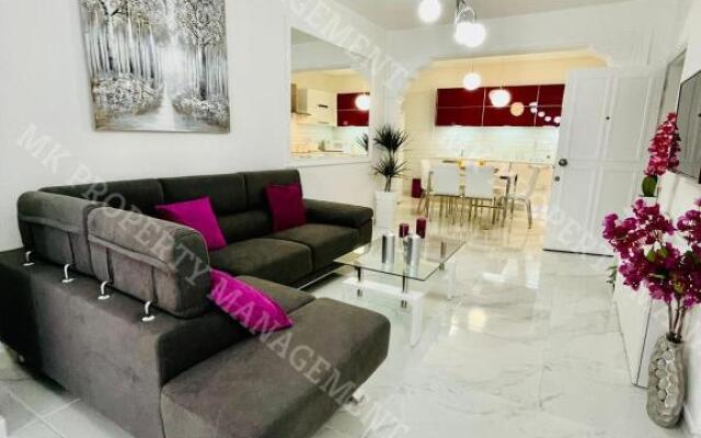 Milos City Center Apt. 32