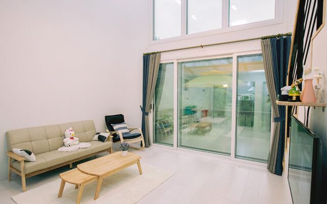 Gapyeong Animal Caravan Pension