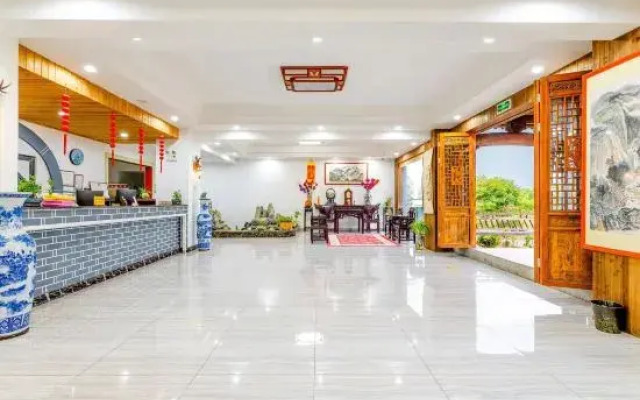 Lingtoubing Guesthouse