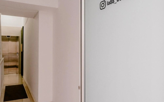 LA88 Bayview Apartment I