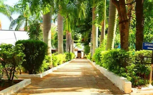 Thavika O Nila Resort Yelagiri