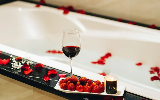 Manh Quan Luxury Hotel