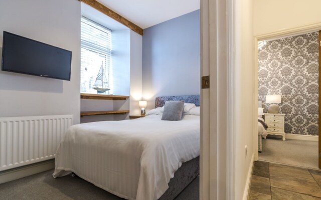 The Coach House- 3 Bedroom Holiday Home