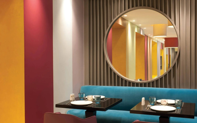 Le Bristol Hotel