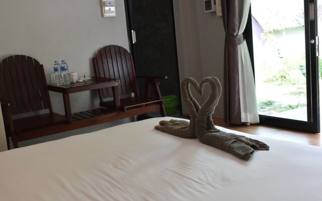 Pak Nam Resort