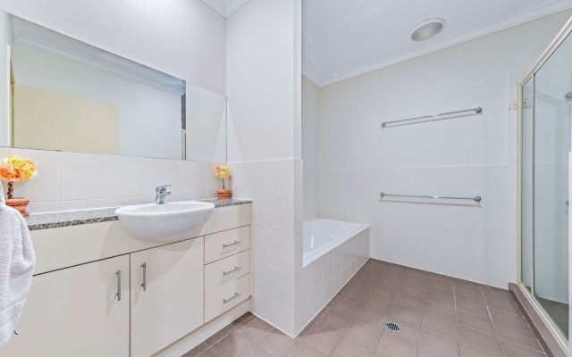 Bay Breezes - Cannonvale