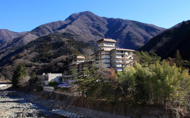 Shimobe Hotel