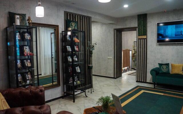 Green Garden Hotel