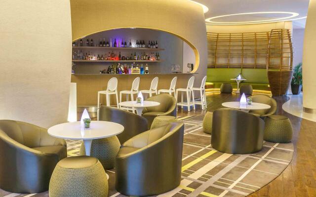 Novotel Manila Araneta City Hotel