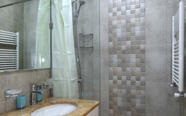 Gallery Apartments C