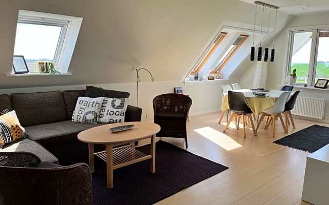 Apartment Ruhetgaard Bed & kitchen