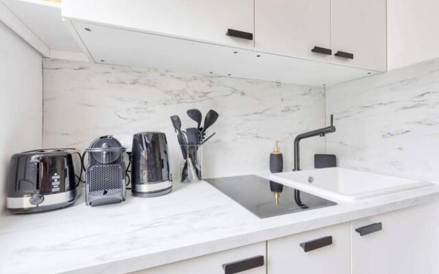 Appartement d'architecte proche Arc Triomphe -2P