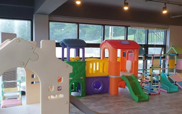 Geoje Gabaestory Pension