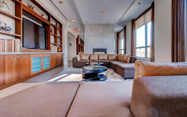 Bluebird Suites in Pentagon City