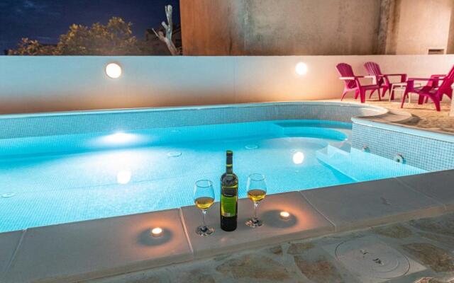 Star 1 modern & centrally ap for 4