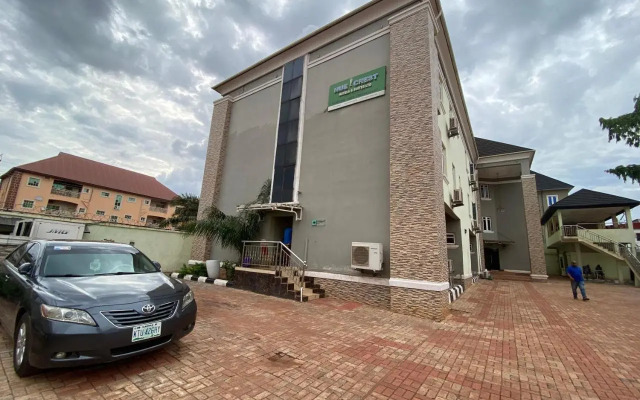 Nue Crest Hotel