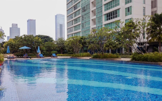 Cozy 1BR with Workspace at Setiabudi Skygarden Apartment