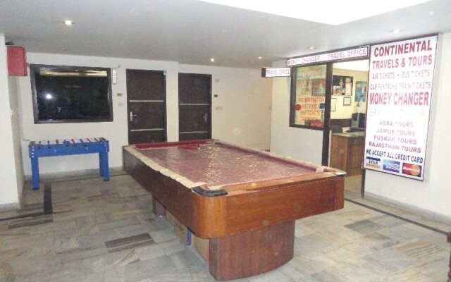 Vivek Hotel