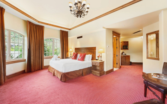 Tivoli Lodge