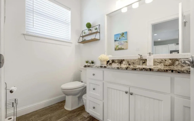 Ocean Views Optional Golf Cart Sleeps 14