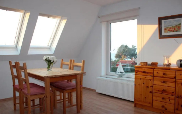 Ferienwohnung "Strand Hus 2"