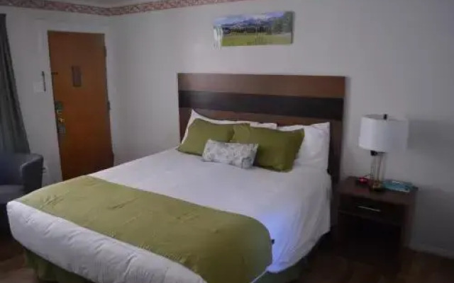 Silver Maple Inn