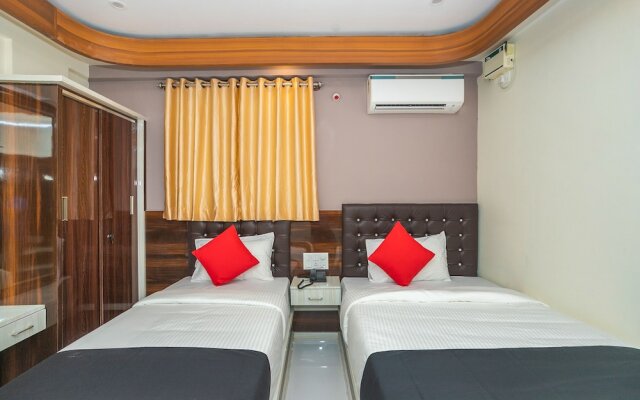 OYO 10525 Varcity Abra Madiwala