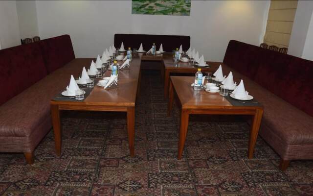 Hive Panipat Hotel