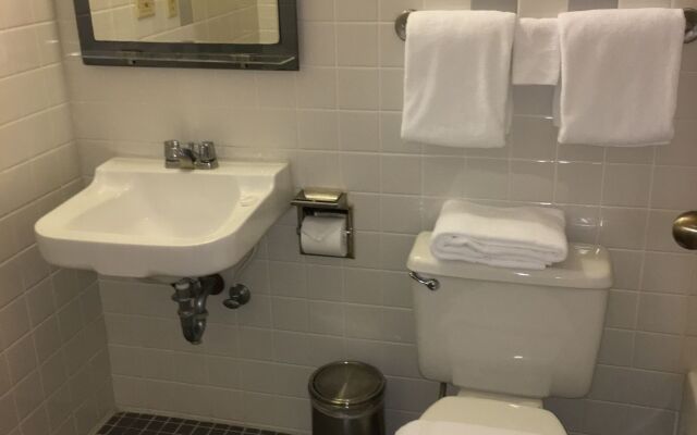 New Harmon Loop Hotel