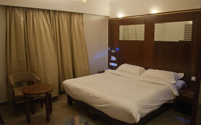 Venky Residency – Guest Rooms – Kakinada