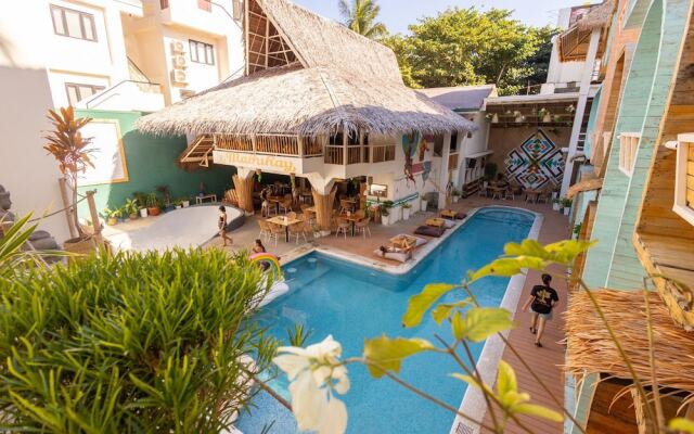 Happiness Hostel Boracay