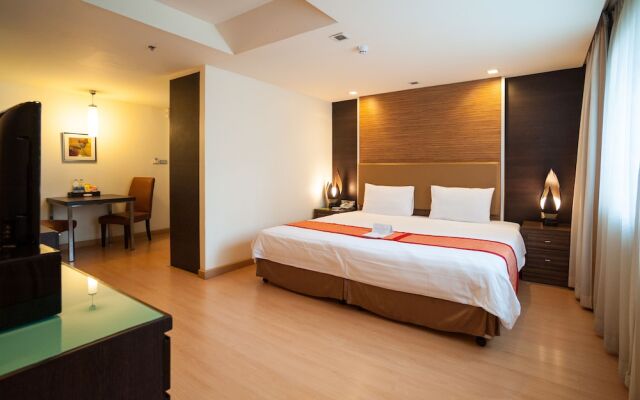 Aspen Suites Sukhumvit 2 (Sha)