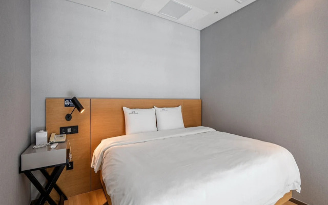 Haeundae Sea Cloud Hotel Residence