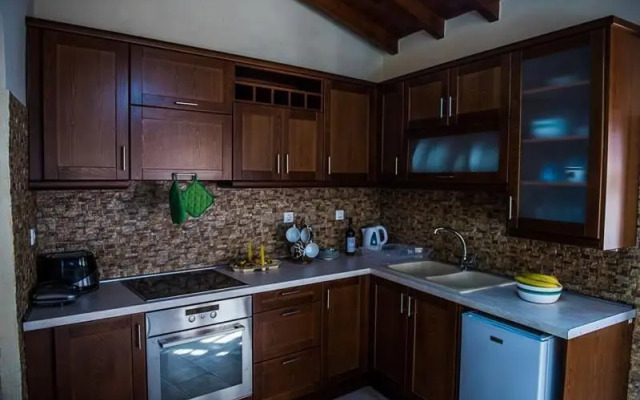 Jason's Stone House