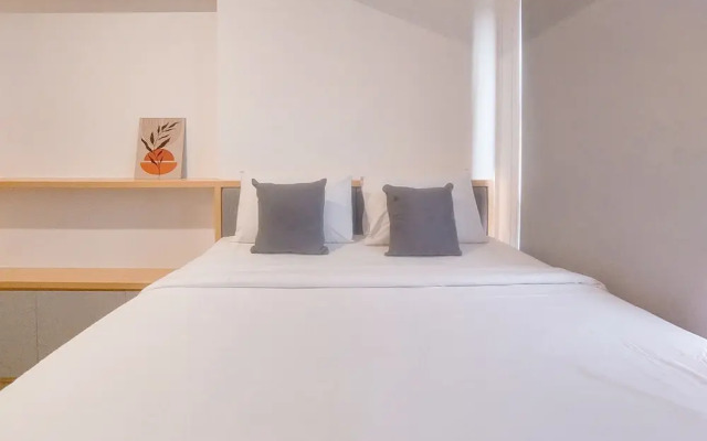Best Place And Elegant Studio Collins Boulevard Apartment