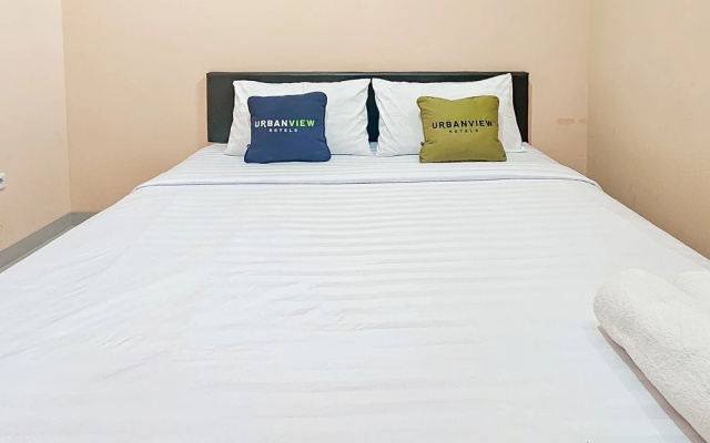 Urbanview MJ House Syariah Bandung – Guest Rooms – Bandung