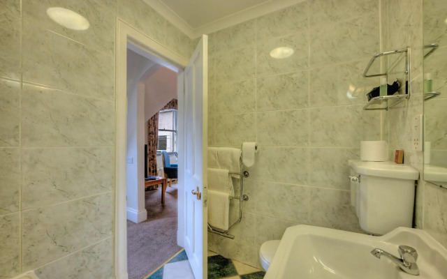 Muthu Newton Hotel (Near Inverness Airport)