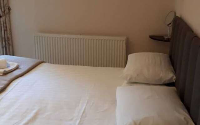 Rowanlea Guest House