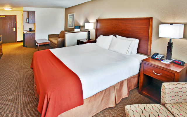 Holiday Inn Express Hotel & Suites Dubuque by IHG