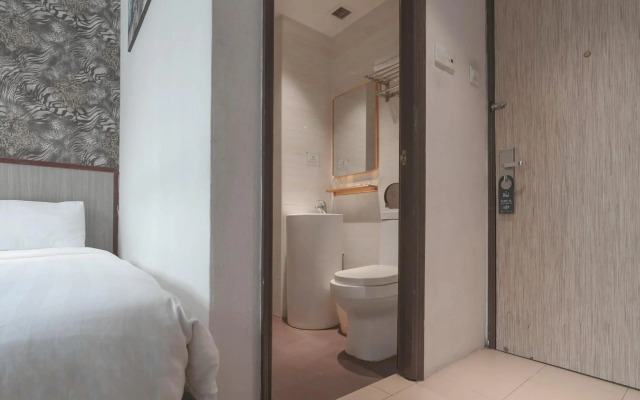 The Noble Hotel