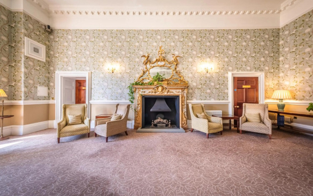 Wivenhoe House Hotel