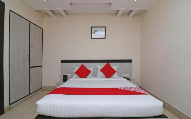 Hotel Mandiram